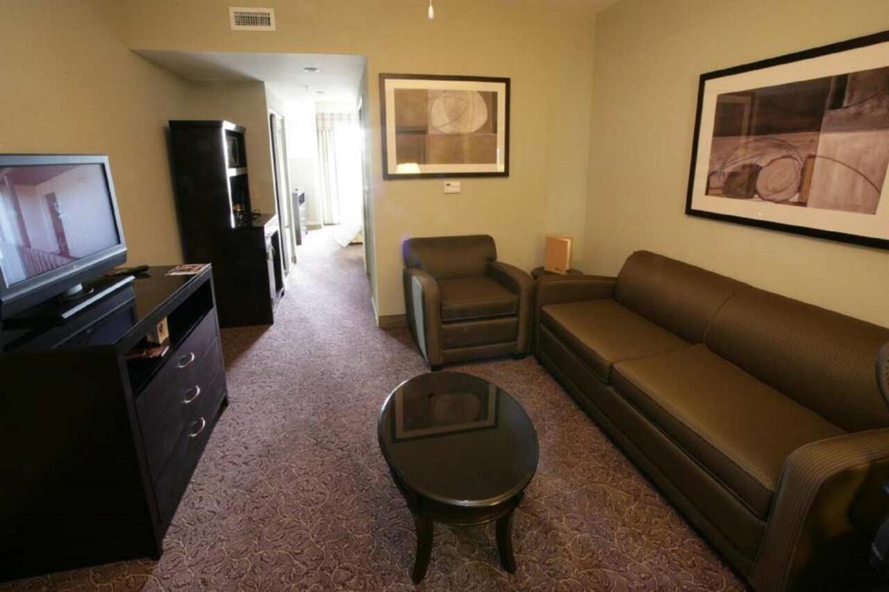 Hilton Garden Inn Norman Exteriör bild